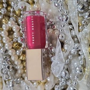 Fenty gloss bomb MINI in the shade Ruby Milk
